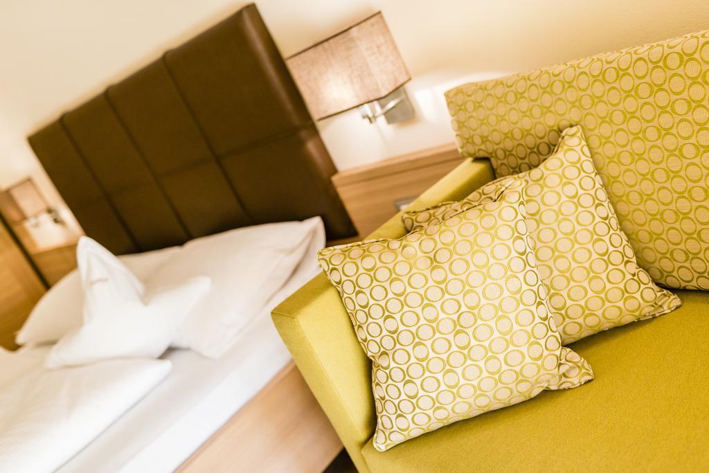 Astor Hotel Schenna Phòng bức ảnh
