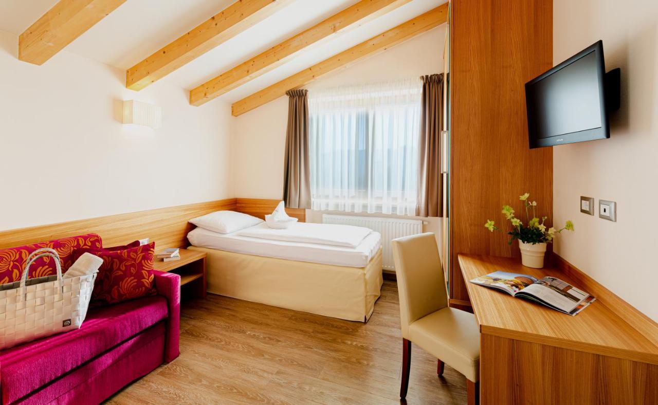 Astor Hotel Schenna Ngoại thất bức ảnh